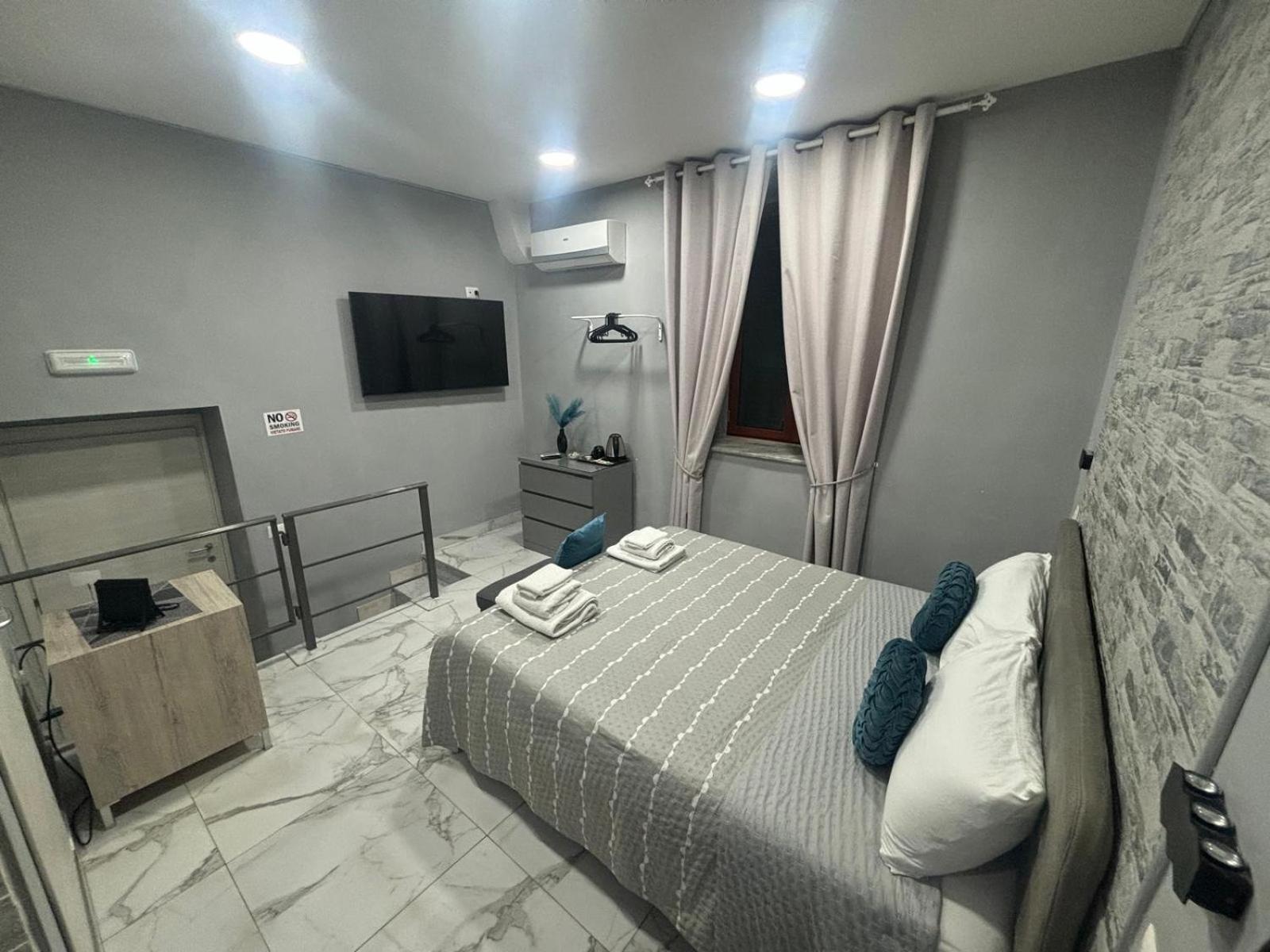 B&B Alla Stazione Νάπολη Εξωτερικό φωτογραφία